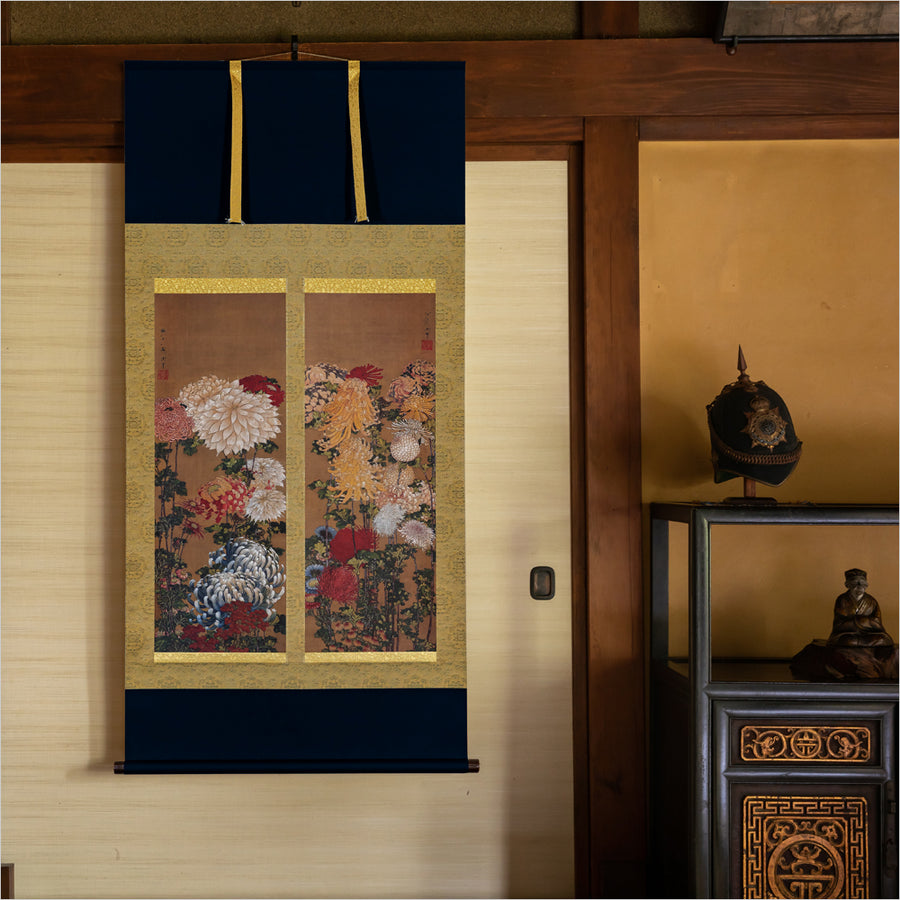 かけ軸「菊」 – Shop of Hokusai ｜ 北斎館ネットショップ