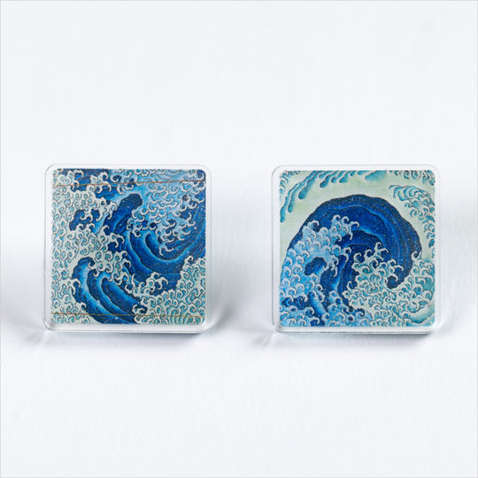 ピンバッヂ（上町祭屋台天井絵 男浪・女浪）